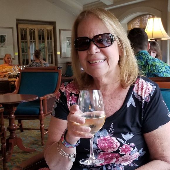 Meet your Posher, Chris - Picture 1 of 1